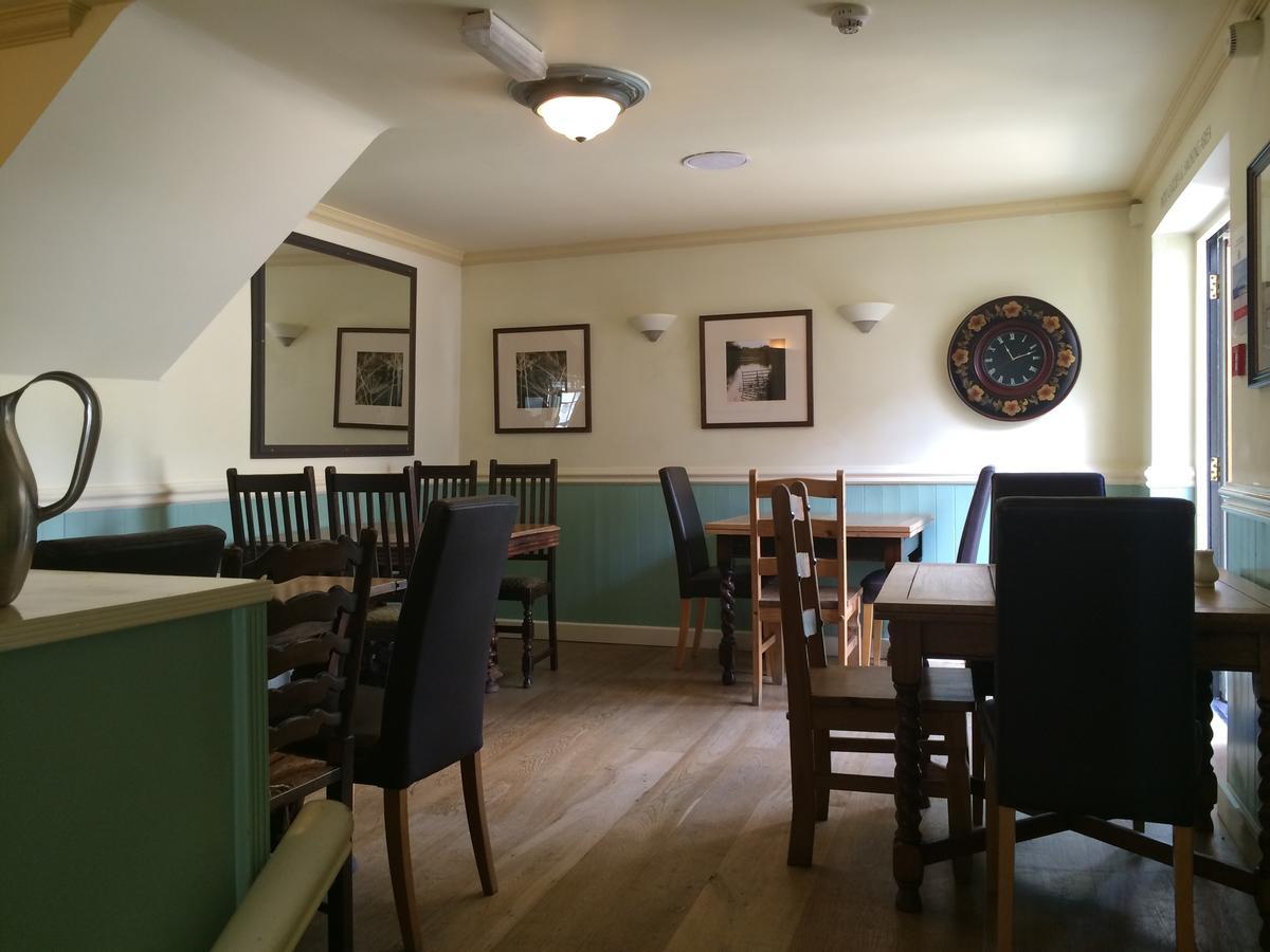 Apartamento The Grove Arms Shaftesbury Exterior foto