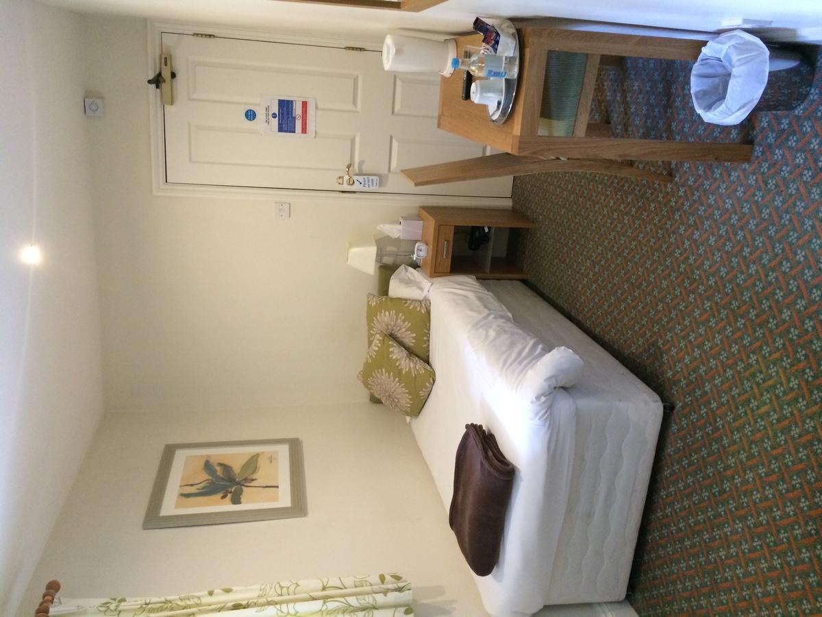 Apartamento The Grove Arms Shaftesbury Exterior foto